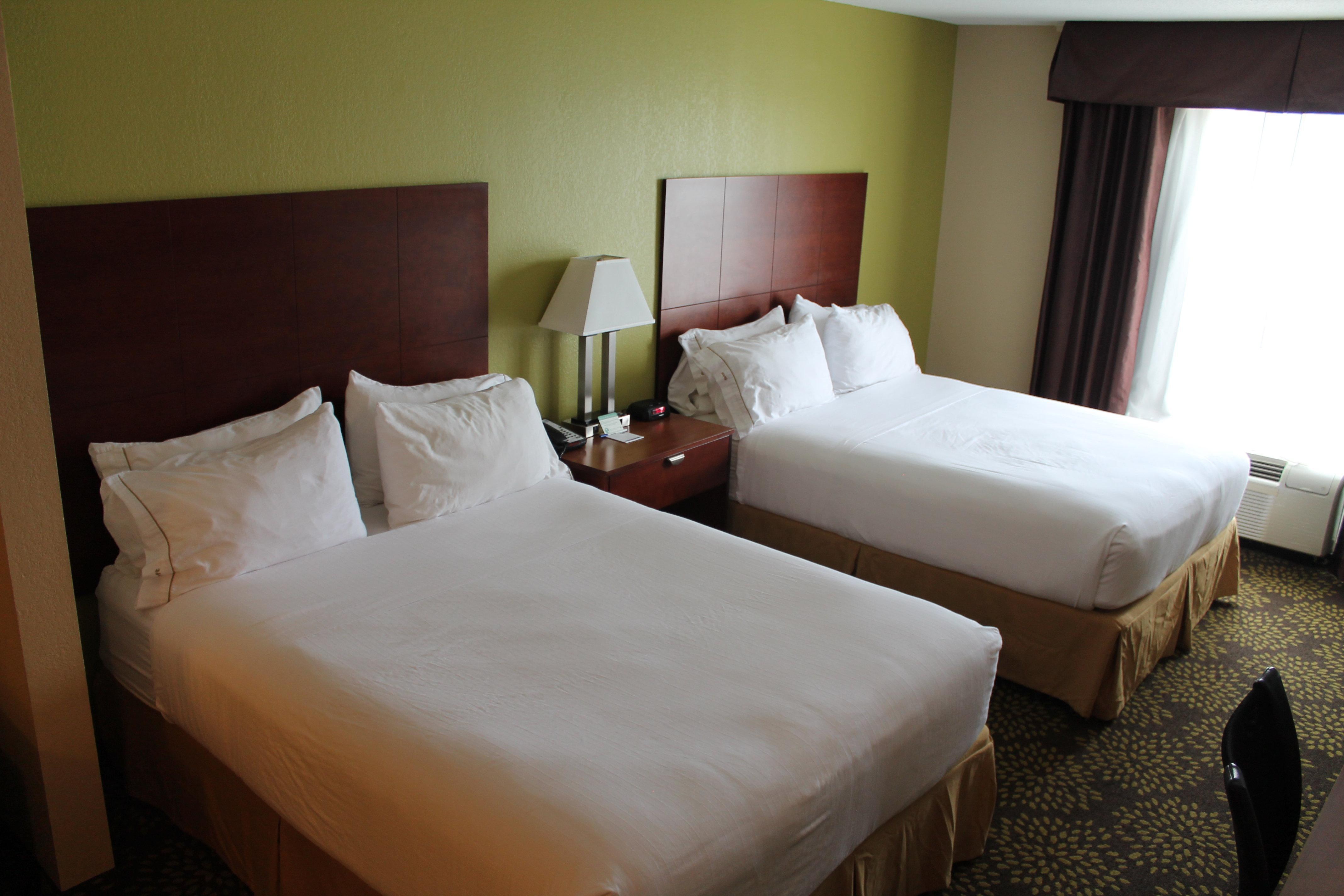 Holiday Inn Express Hotel & Suites Starkville, An Ihg Hotel Extérieur photo