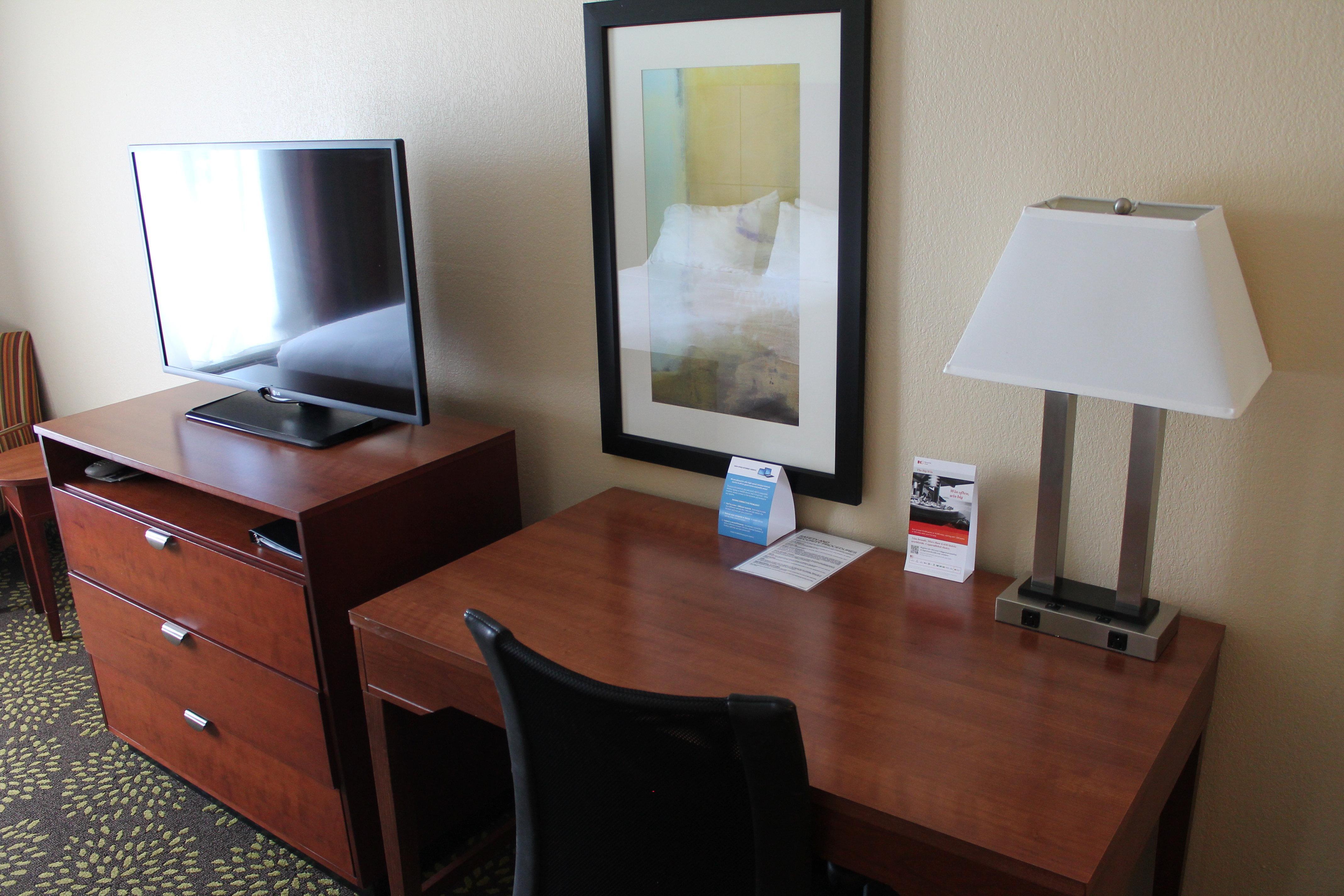 Holiday Inn Express Hotel & Suites Starkville, An Ihg Hotel Extérieur photo