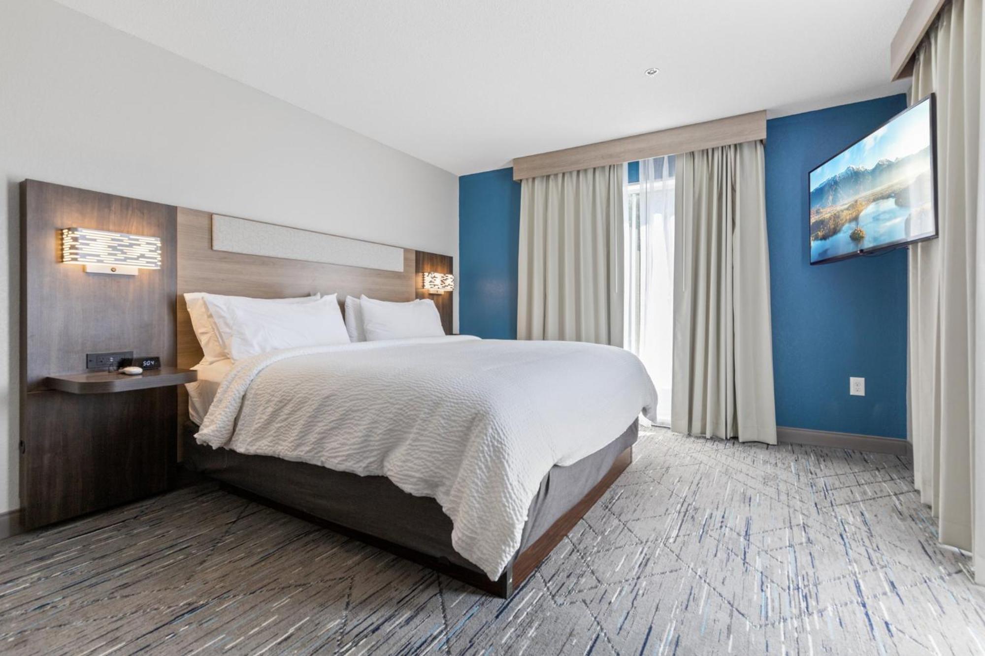 Holiday Inn Express Hotel & Suites Starkville, An Ihg Hotel Extérieur photo