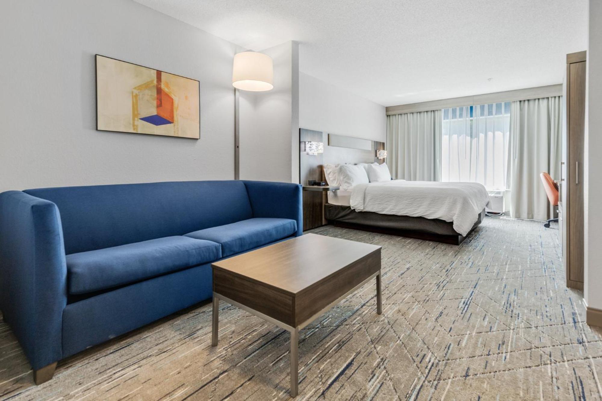 Holiday Inn Express Hotel & Suites Starkville, An Ihg Hotel Extérieur photo