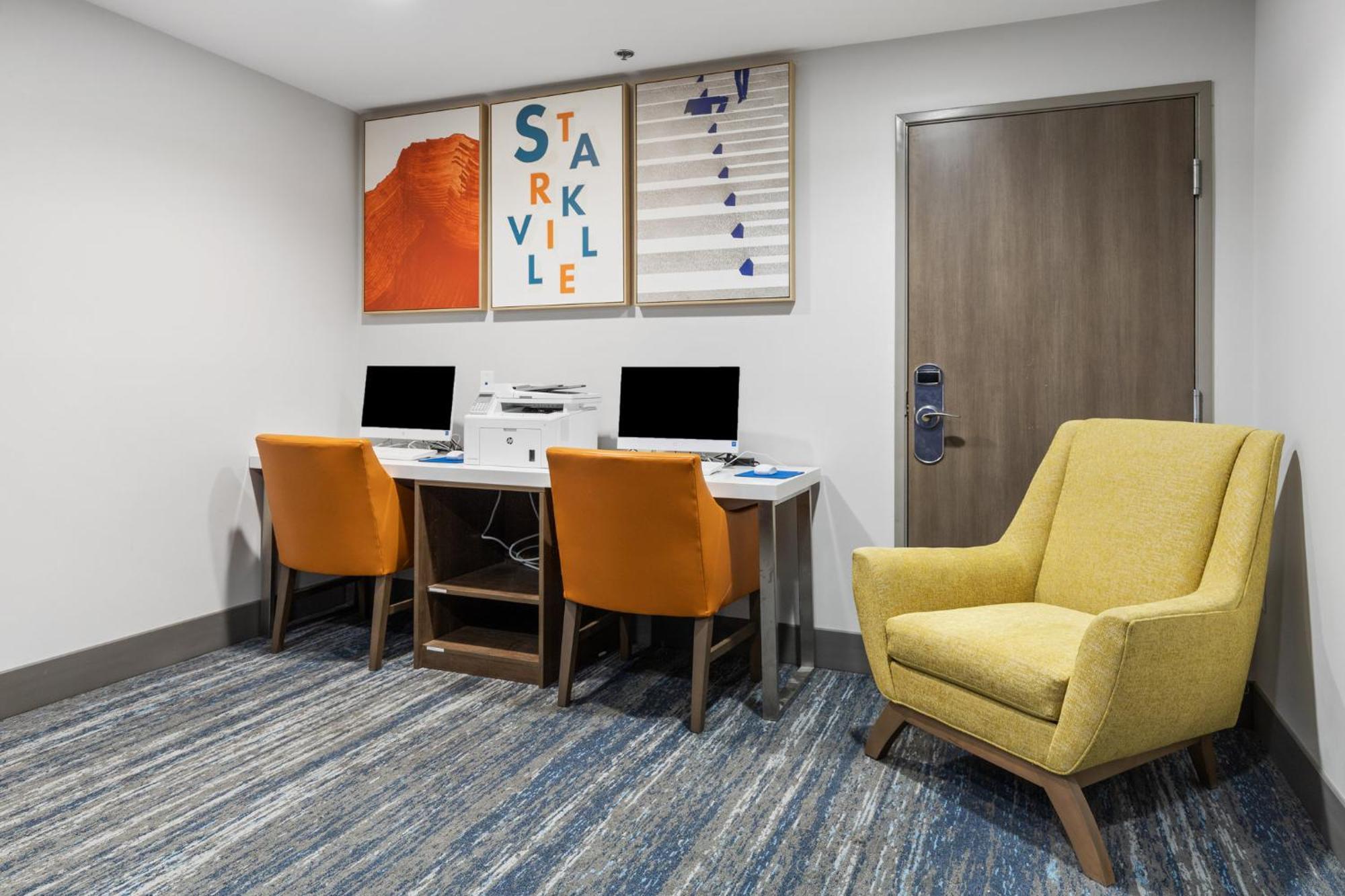 Holiday Inn Express Hotel & Suites Starkville, An Ihg Hotel Extérieur photo