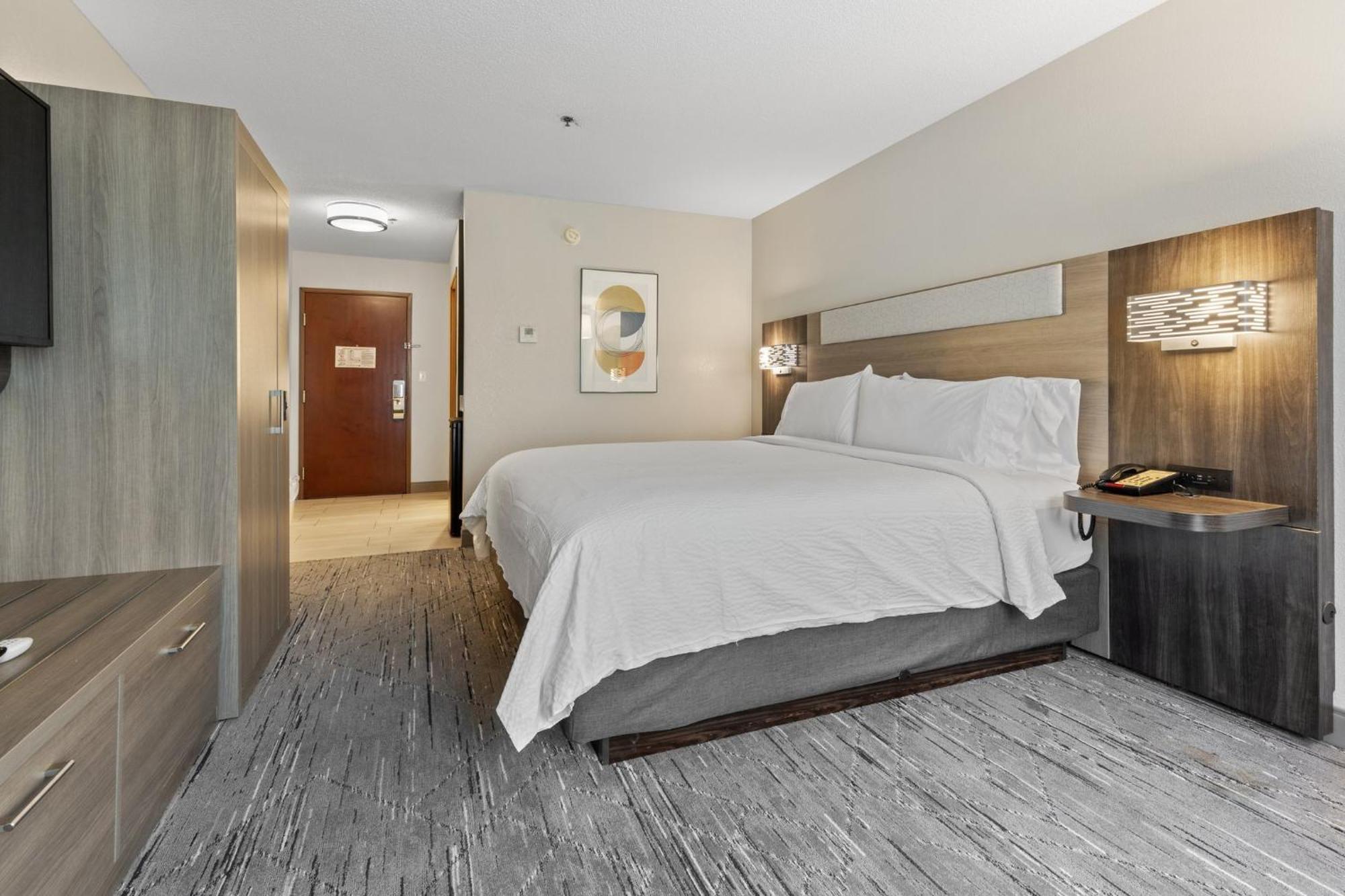 Holiday Inn Express Hotel & Suites Starkville, An Ihg Hotel Extérieur photo