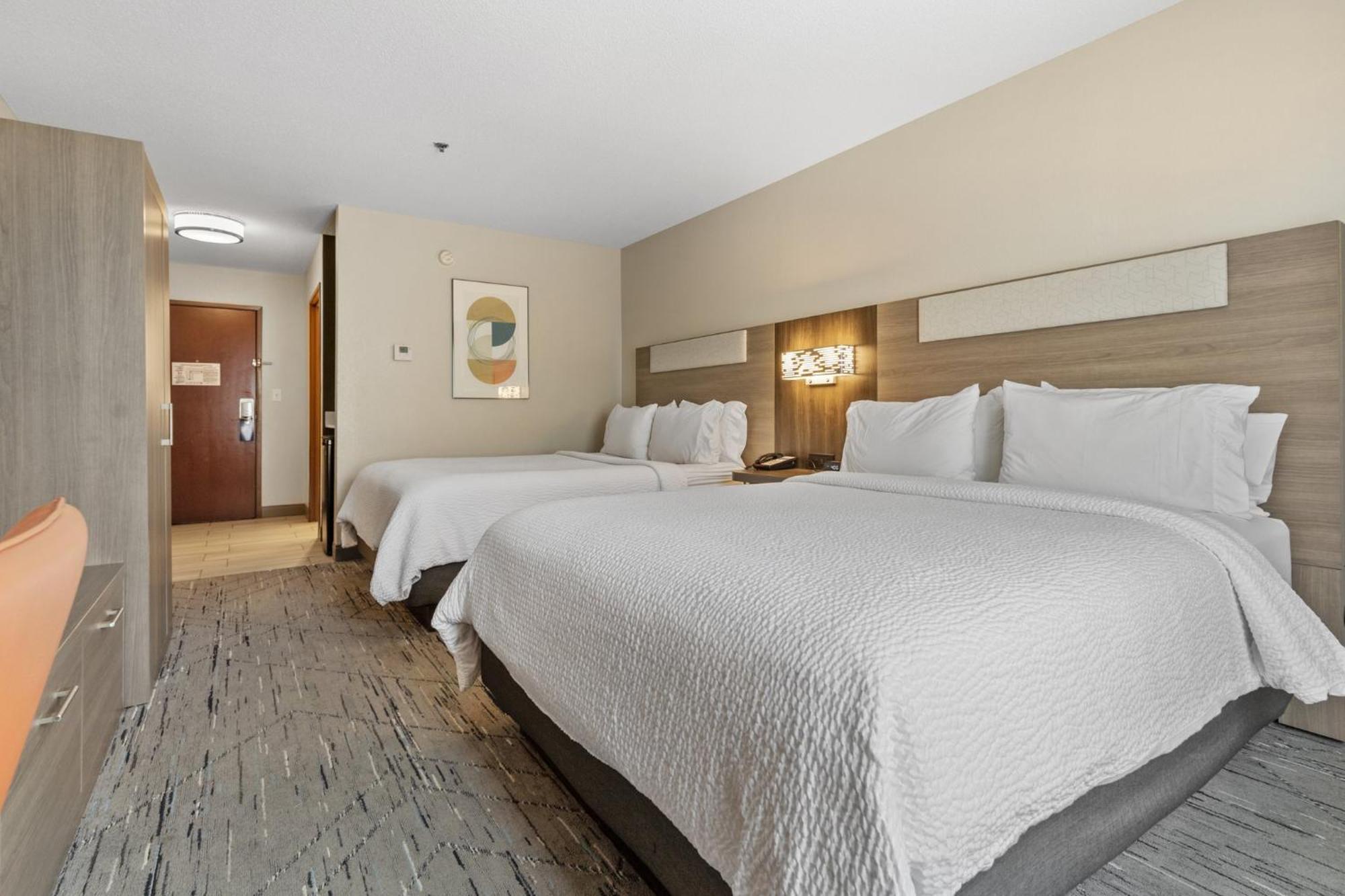 Holiday Inn Express Hotel & Suites Starkville, An Ihg Hotel Extérieur photo